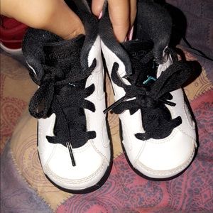 Toddler Jordan’s retro 6